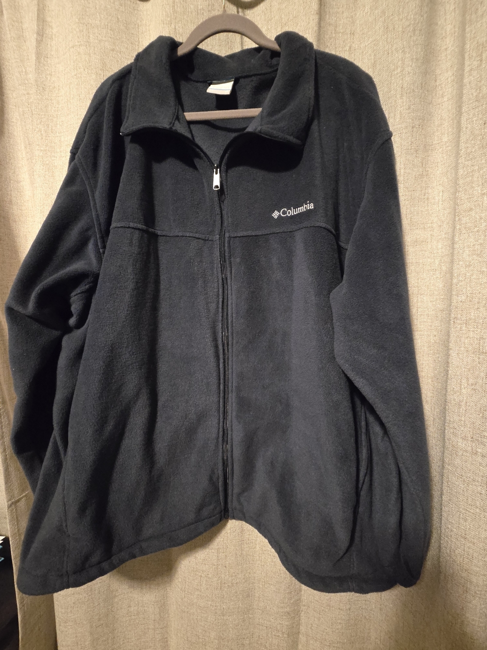 Columbia Men’s Black Full-Zip Fleece Jacket